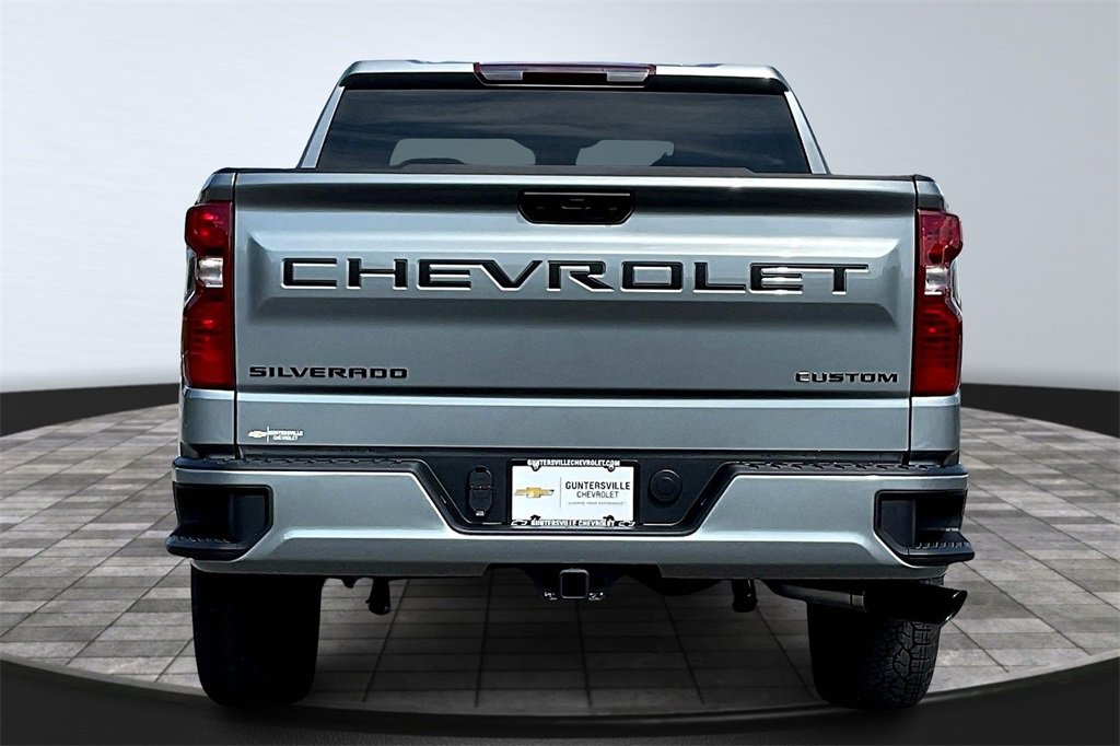 2026 Chevrolet Silverado 1500 Custom photo 4