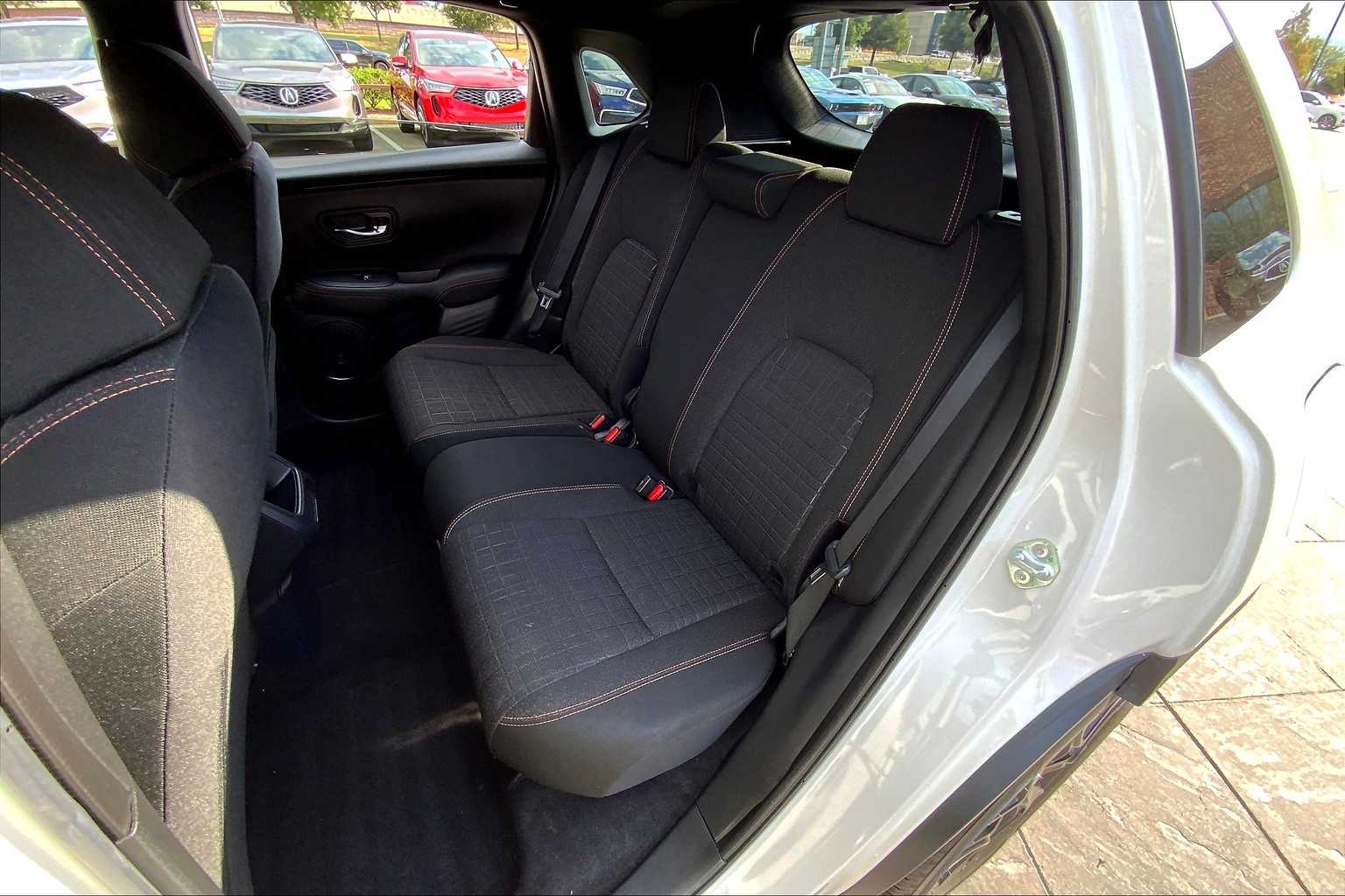 2024 Honda HR-V Sport photo 18
