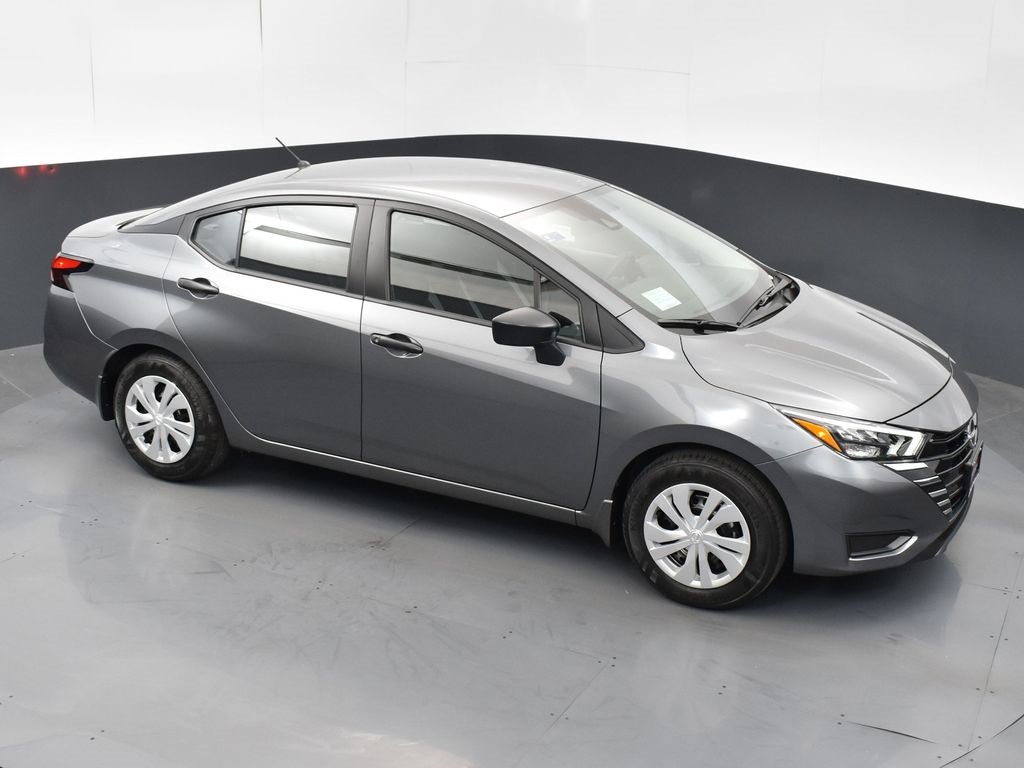 2025 Nissan Versa 1.6 S photo 38
