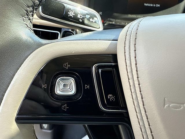 2022 Lincoln Aviator Reserve photo 26