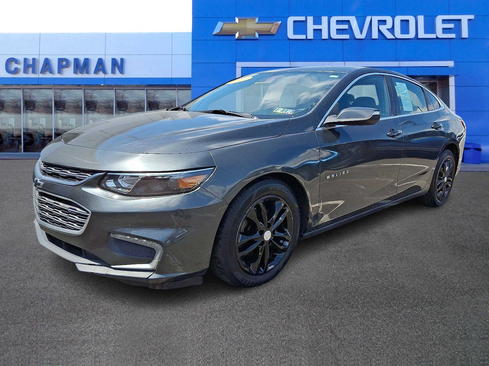 2017 Chevrolet Malibu 1LT photo 3