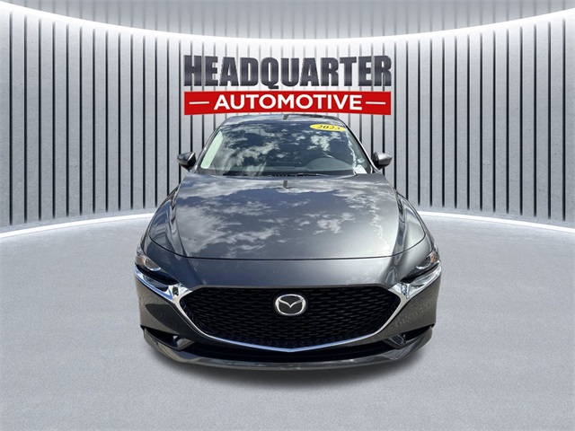 2023 Mazda Mazda3 Preferred photo 2