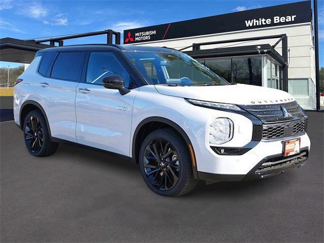 2025 Mitsubishi Outlander Plug-in Hybrid SEL Black Edition's photo