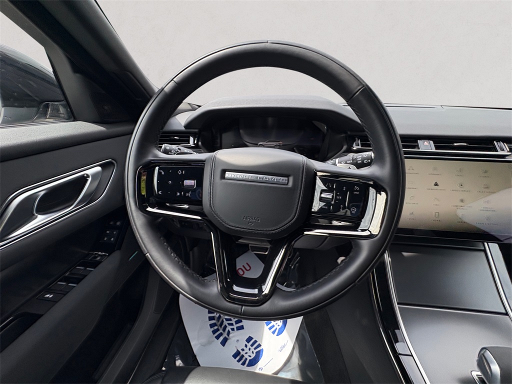 2024 Land Rover Range Rover Velar SE photo 11