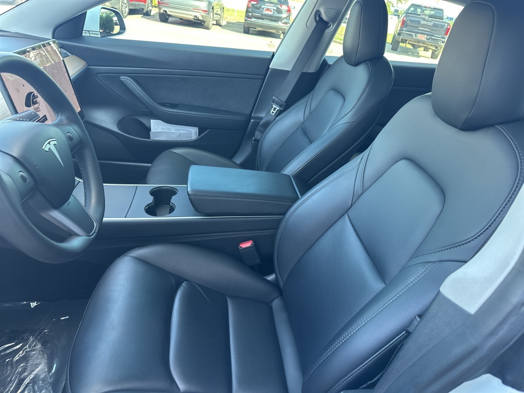 2020 Tesla Model 3 Standard Range Plus photo 10