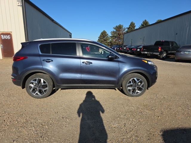 2021 Kia Sportage EX photo 3