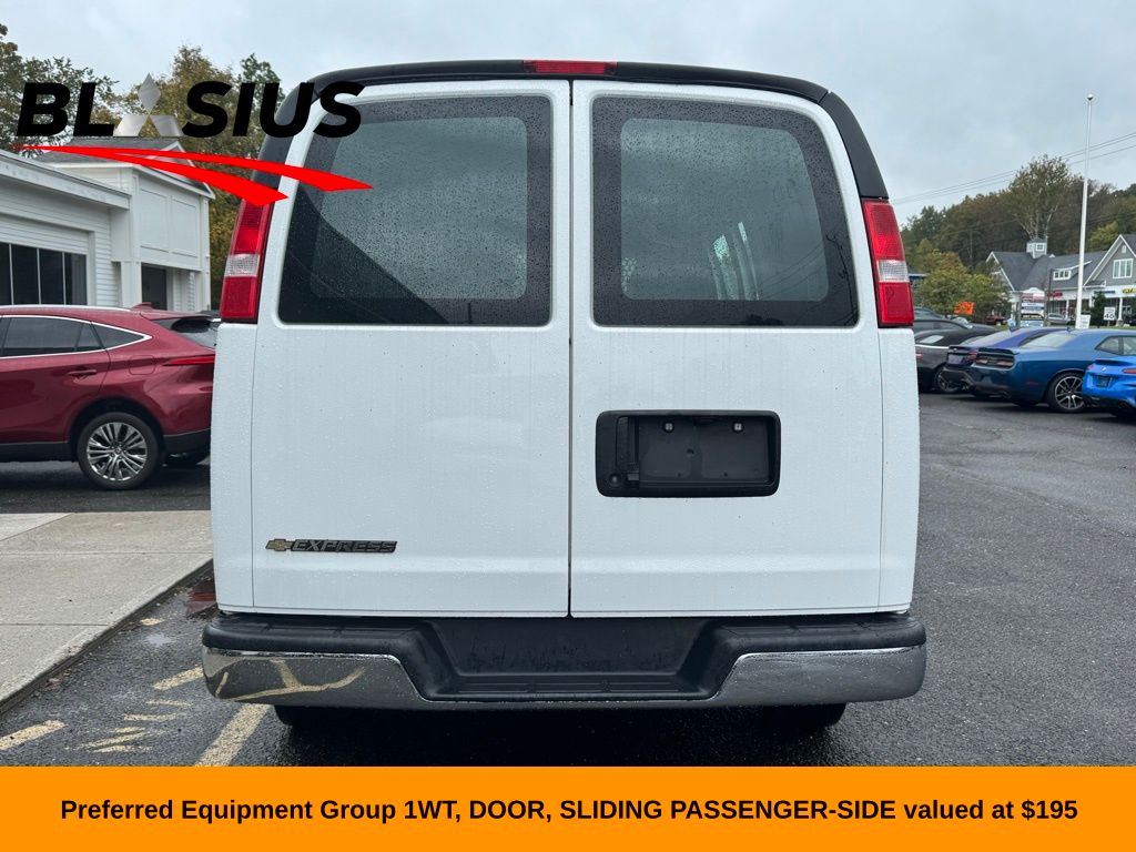 2022 Chevrolet Express 2500 Work Van photo 4