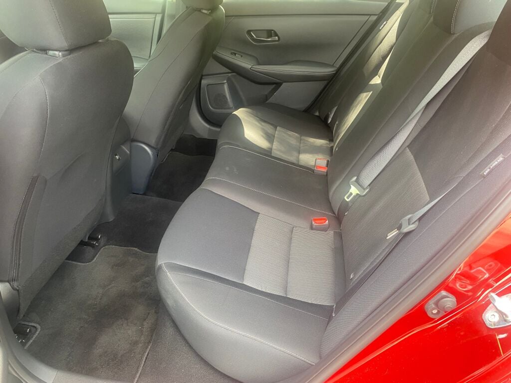 2025 Nissan Sentra SV photo 15