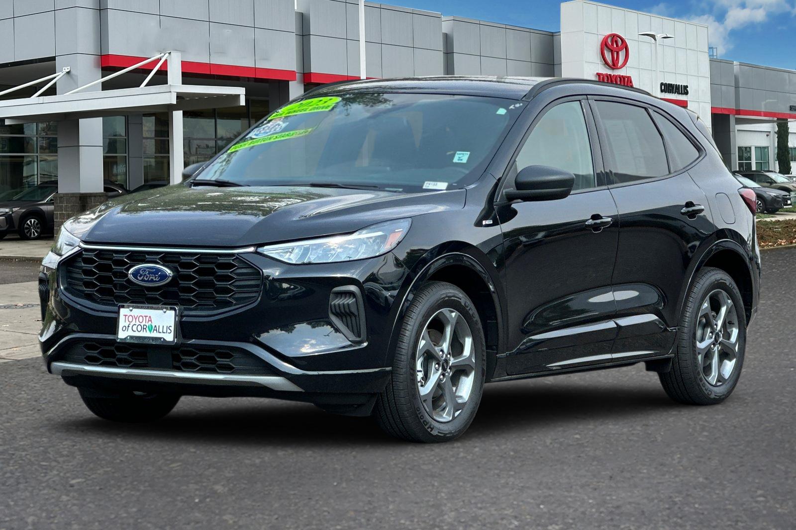 2023 Ford Escape ST-Line photo 7