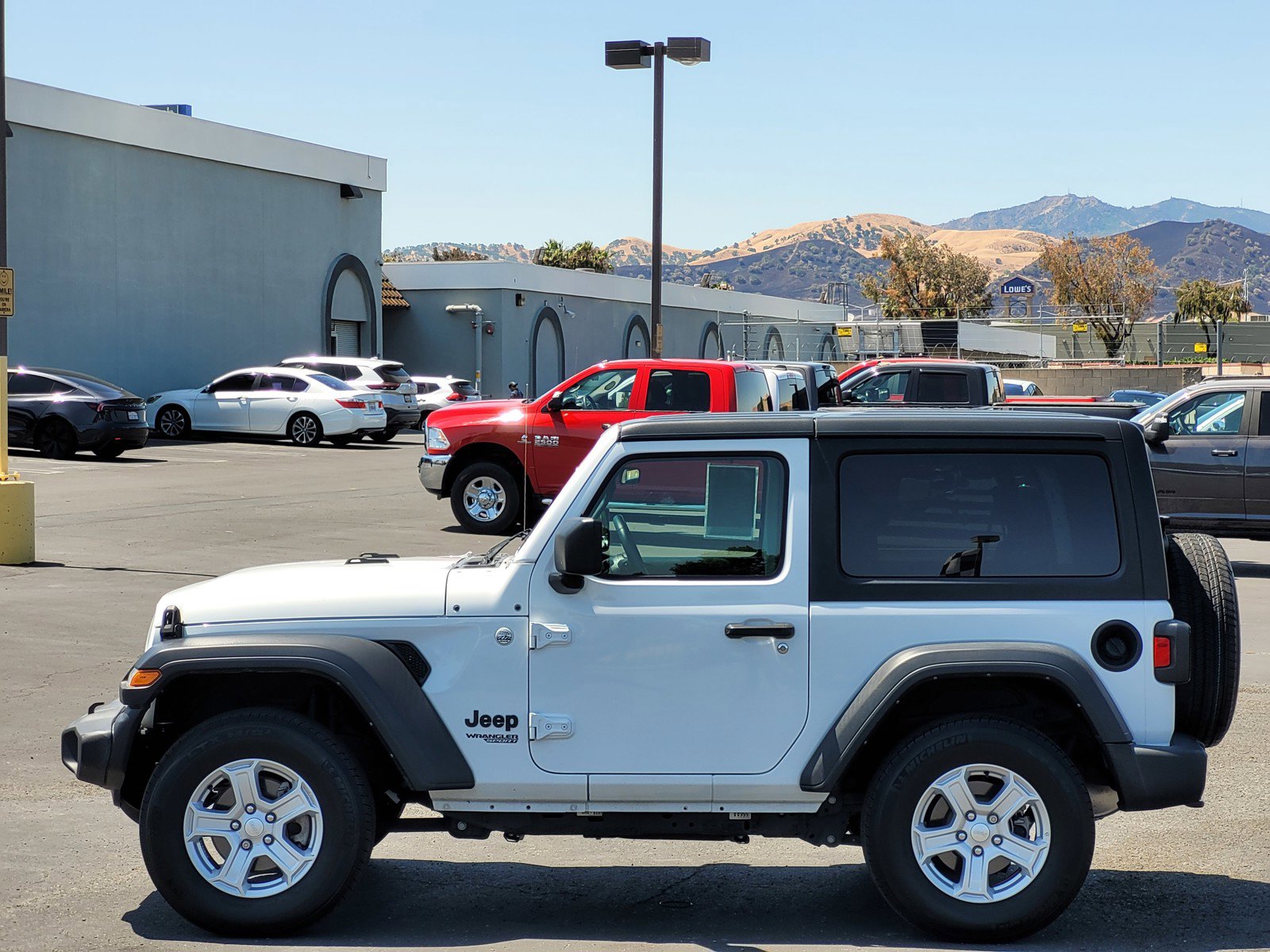 2021 Jeep Wrangler Sport S photo 7