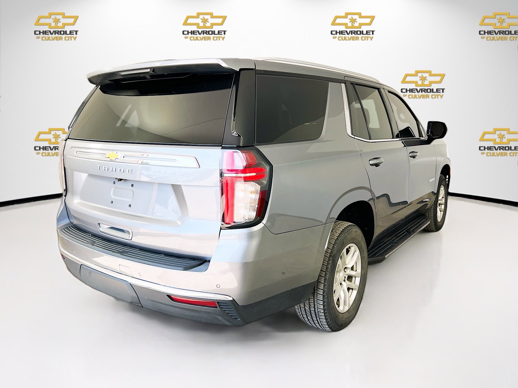 2021 Chevrolet Tahoe LS photo 7