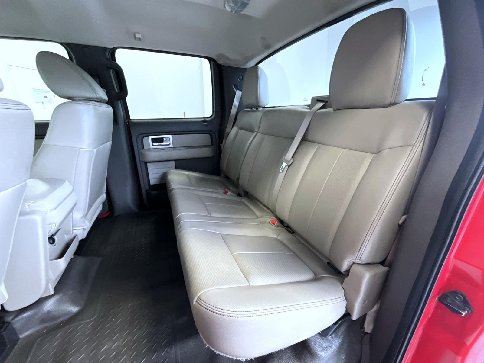 2010 Ford F-150 FX4 photo 17