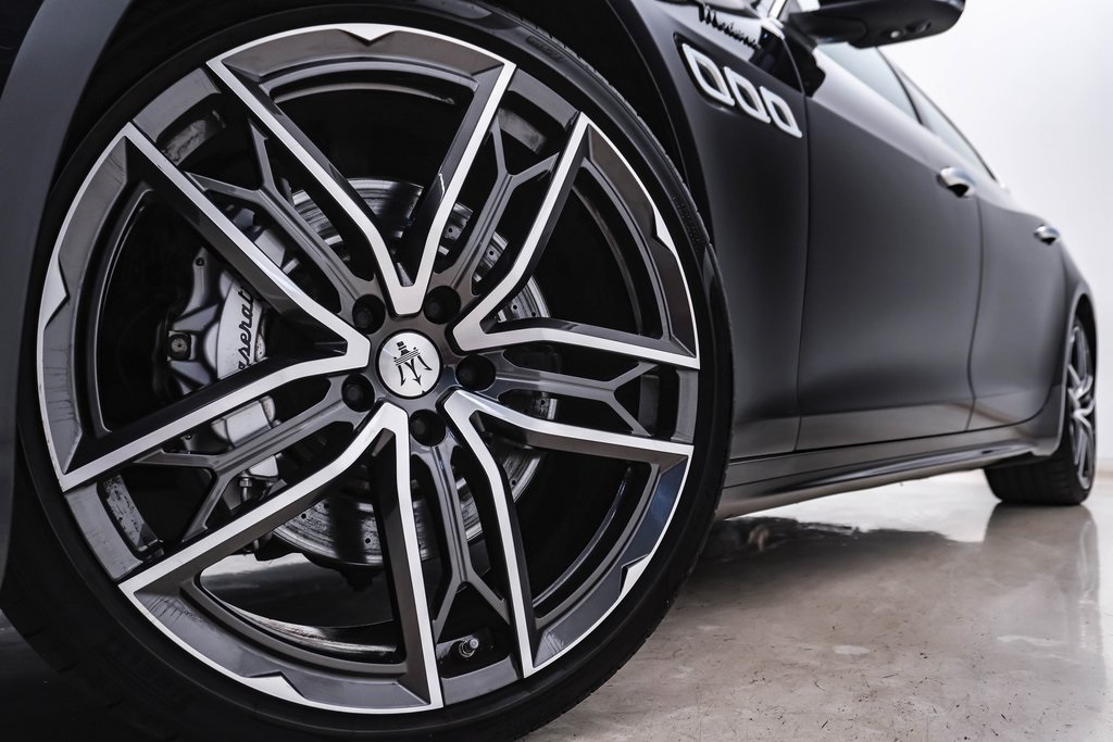 2022 Maserati Quattroporte Modena Q4 photo 5
