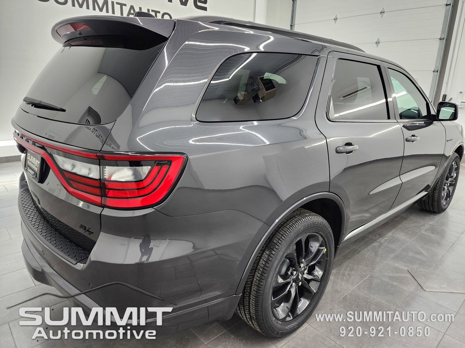 2025 Dodge Durango R/T photo 4