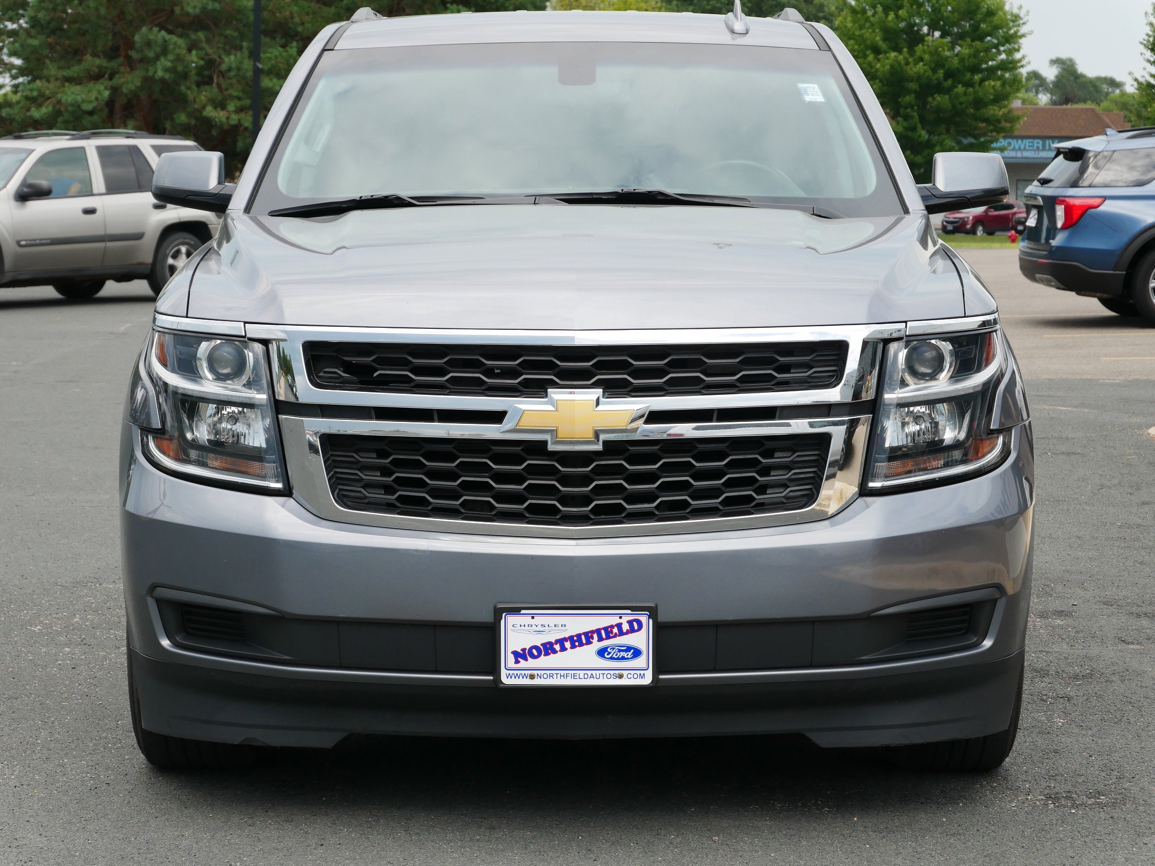 2018 Chevrolet Tahoe LS photo 3