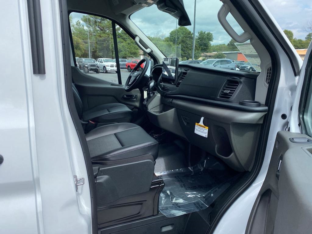 2024 Ford Transit Cargo Van photo 3