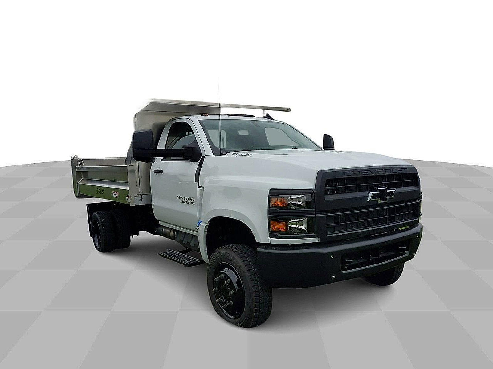2024 Chevrolet Silverado 5500HD Work Truck photo 4