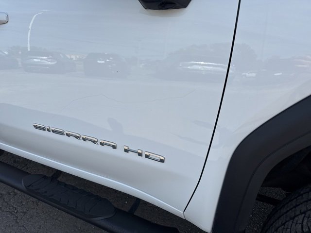 2024 Gmc Sierra 2500 HD SLE photo 4