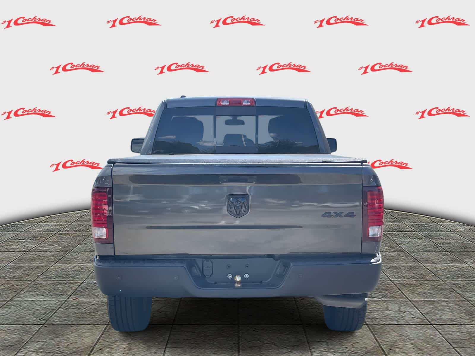 2020 Ram 1500 Classic Warlock photo 3