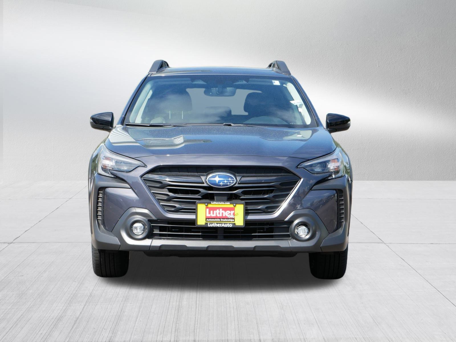 2023 Subaru Outback Onyx Edition photo 2
