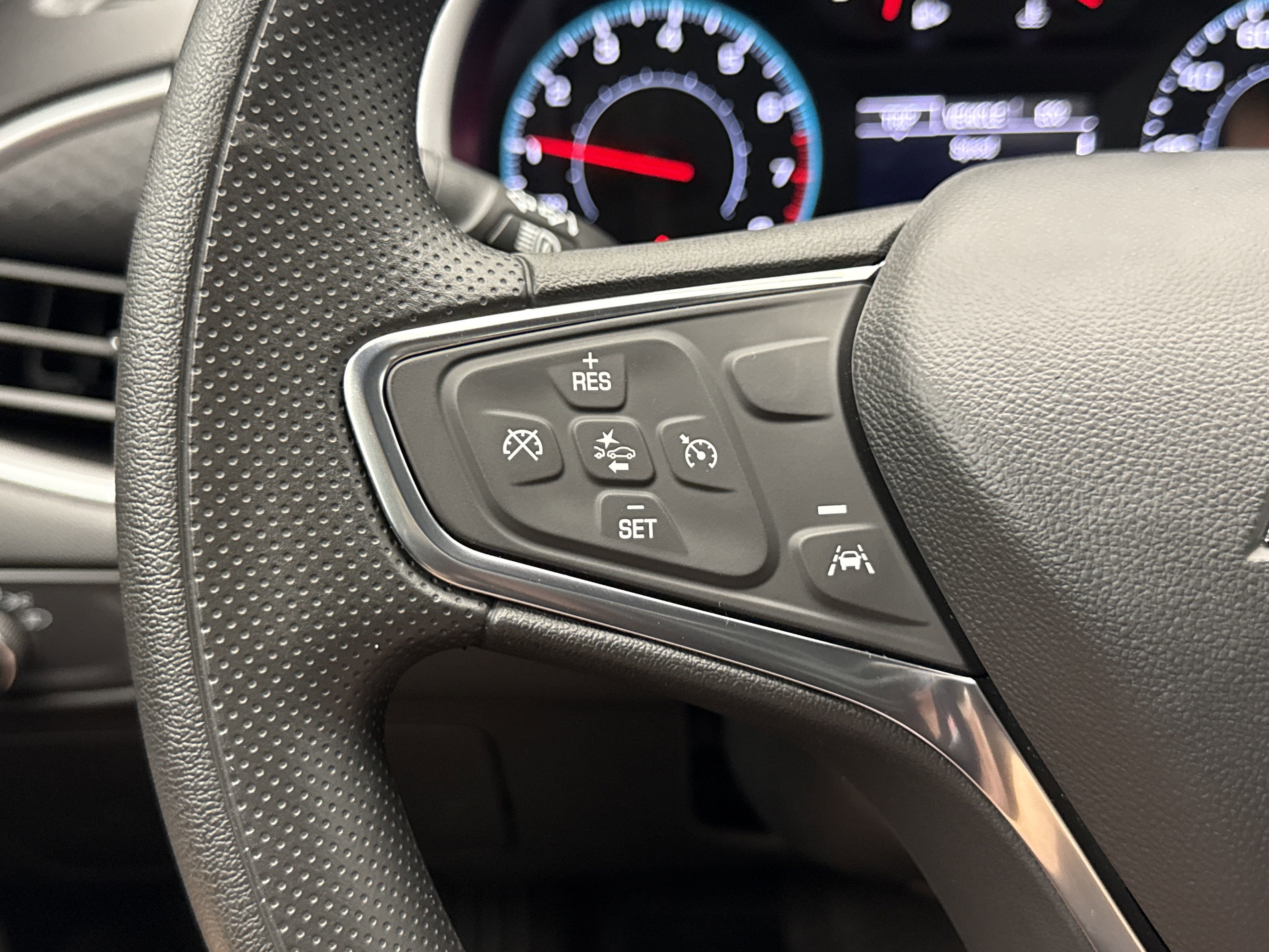2025 Chevrolet Malibu LS photo 21