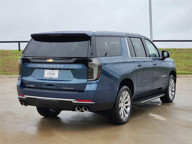 2025 Chevrolet Suburban Premier photo 4