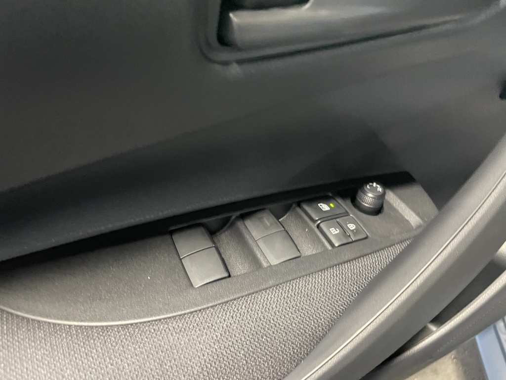 2024 Toyota Corolla Hybrid LE photo 23