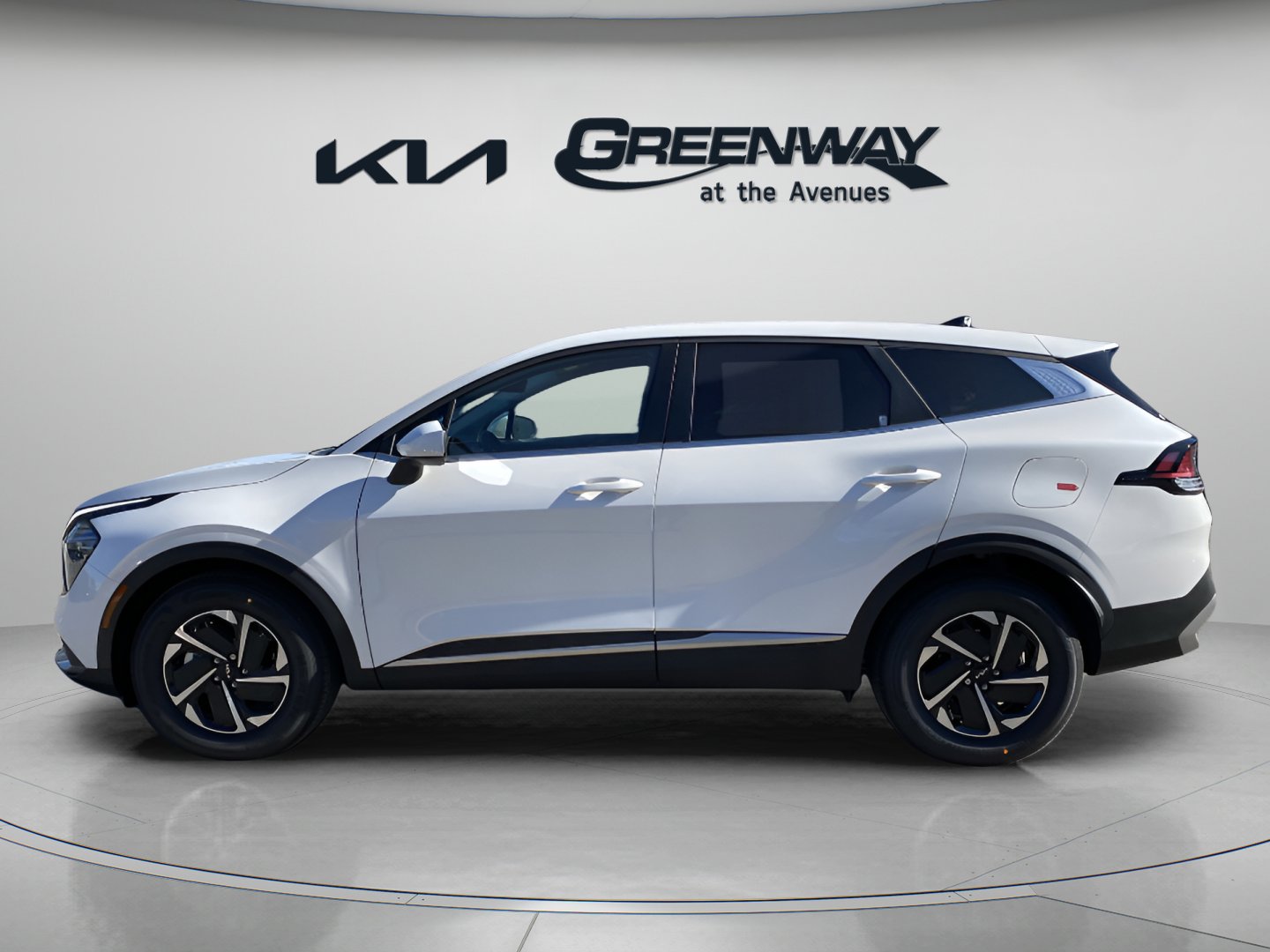 2025 Kia Sportage Hybrid LX photo 2