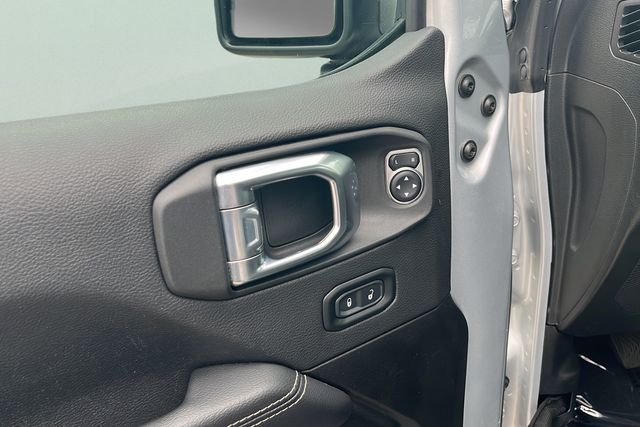 2022 Jeep Gladiator Overland photo 30