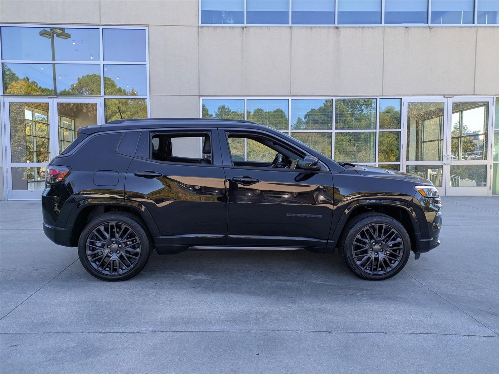 2022 Jeep Compass High Altitude photo 3