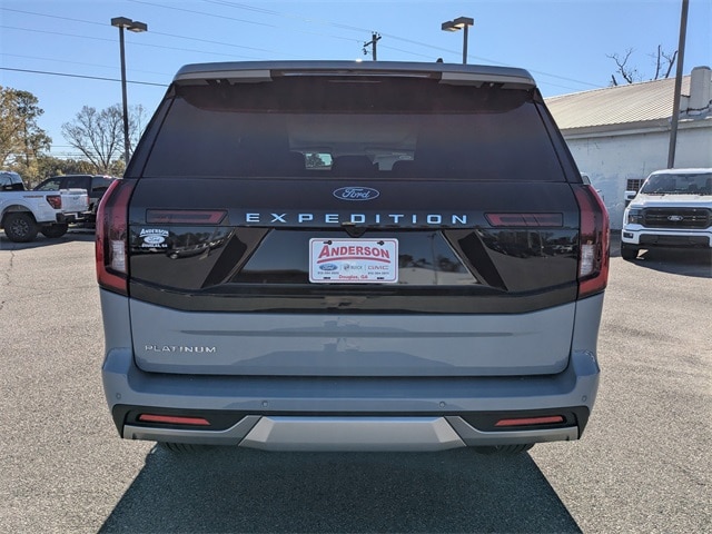 2025 Ford Expedition Platinum photo 3