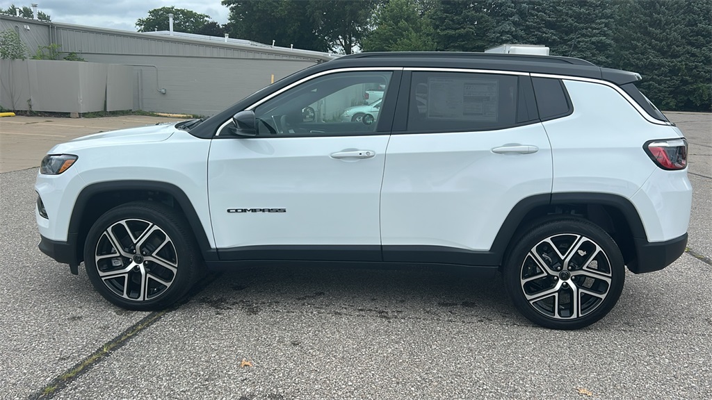 2025 Jeep Compass Limited photo 7