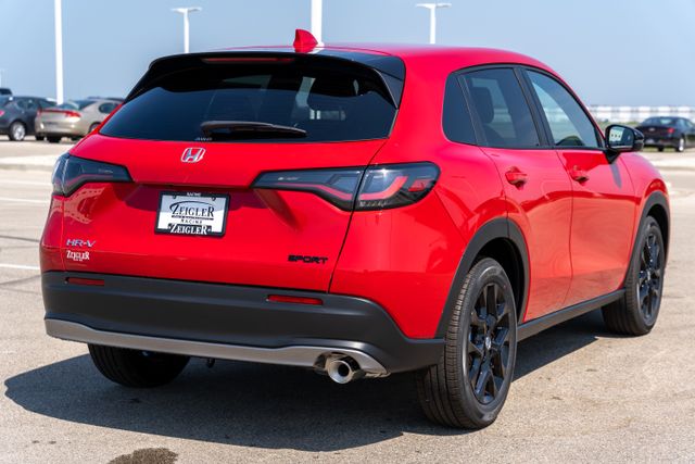 2025 Honda HR-V Sport photo 5