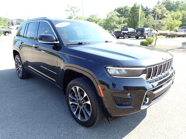 2022 Jeep Grand Cherokee Overland photo 8