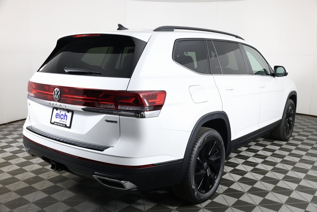 2026 Volkswagen Atlas SE Technology photo 3