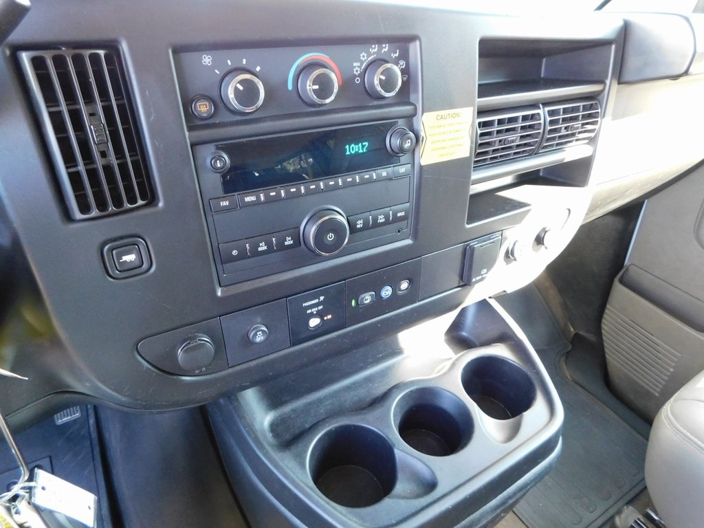 2022 Chevrolet Express 3500 LS photo 23