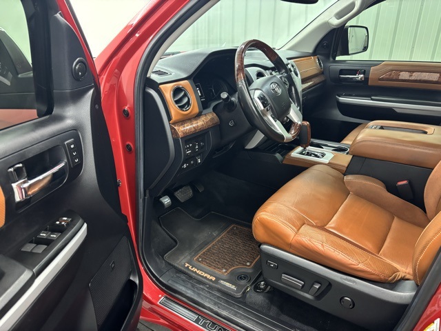2021 Toyota Tundra Platinum Grade photo 11