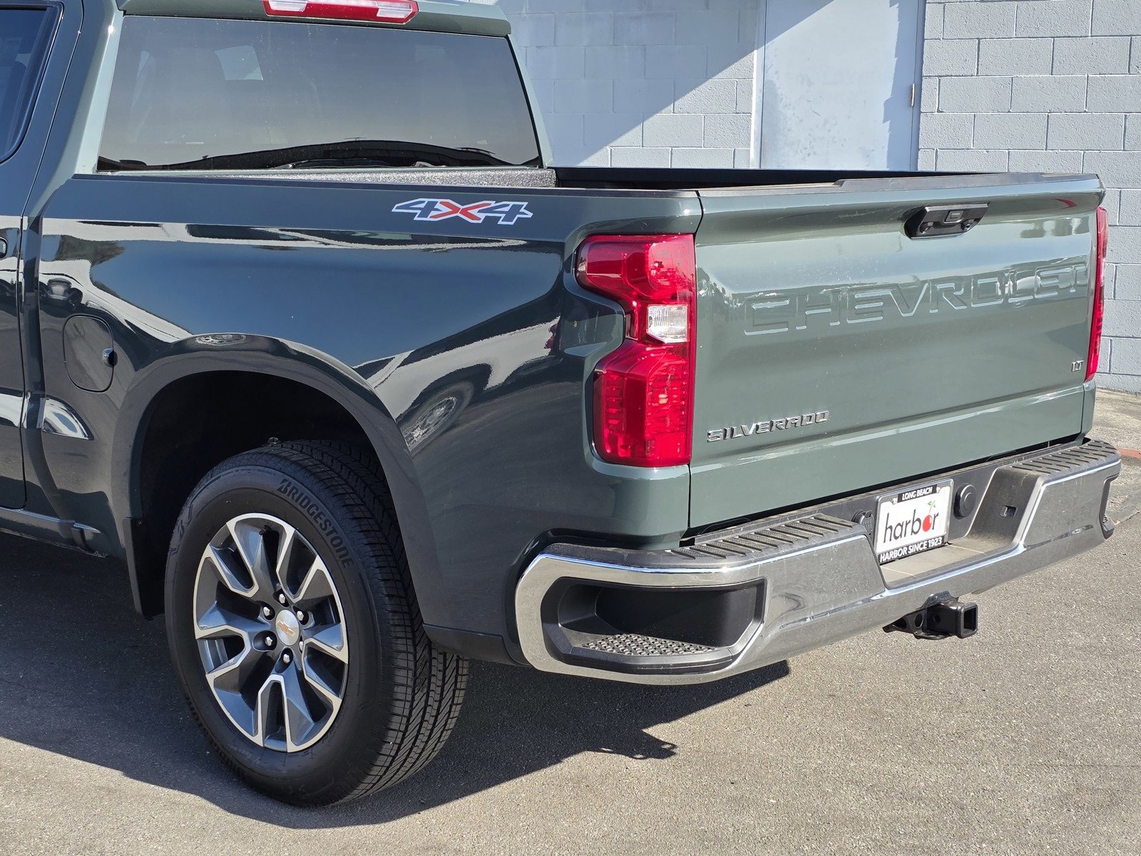 2025 Chevrolet Silverado LT photo 10