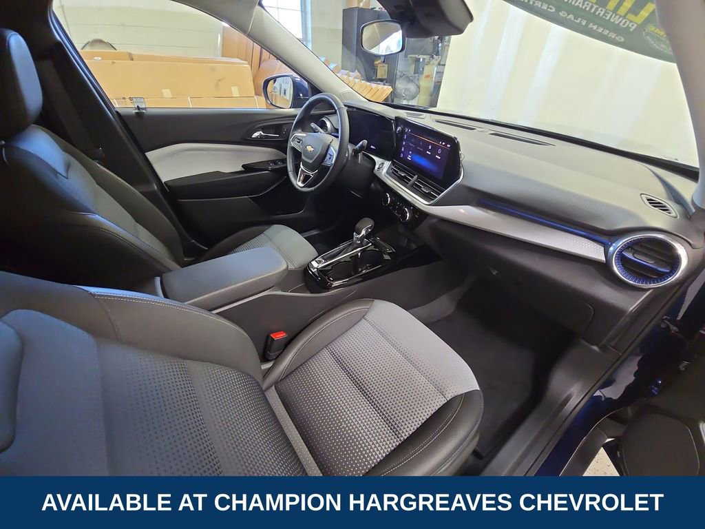 2024 Chevrolet Trax photo 28