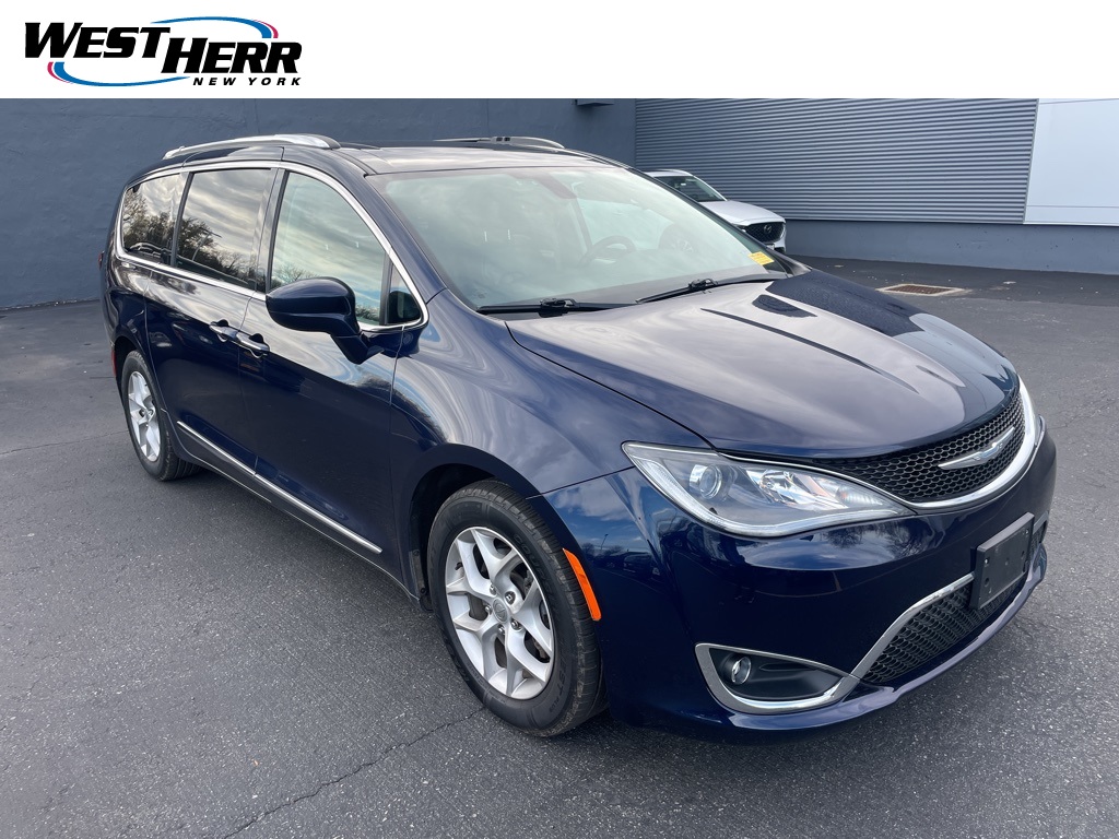 2018 Chrysler Pacifica Touring-L Plus