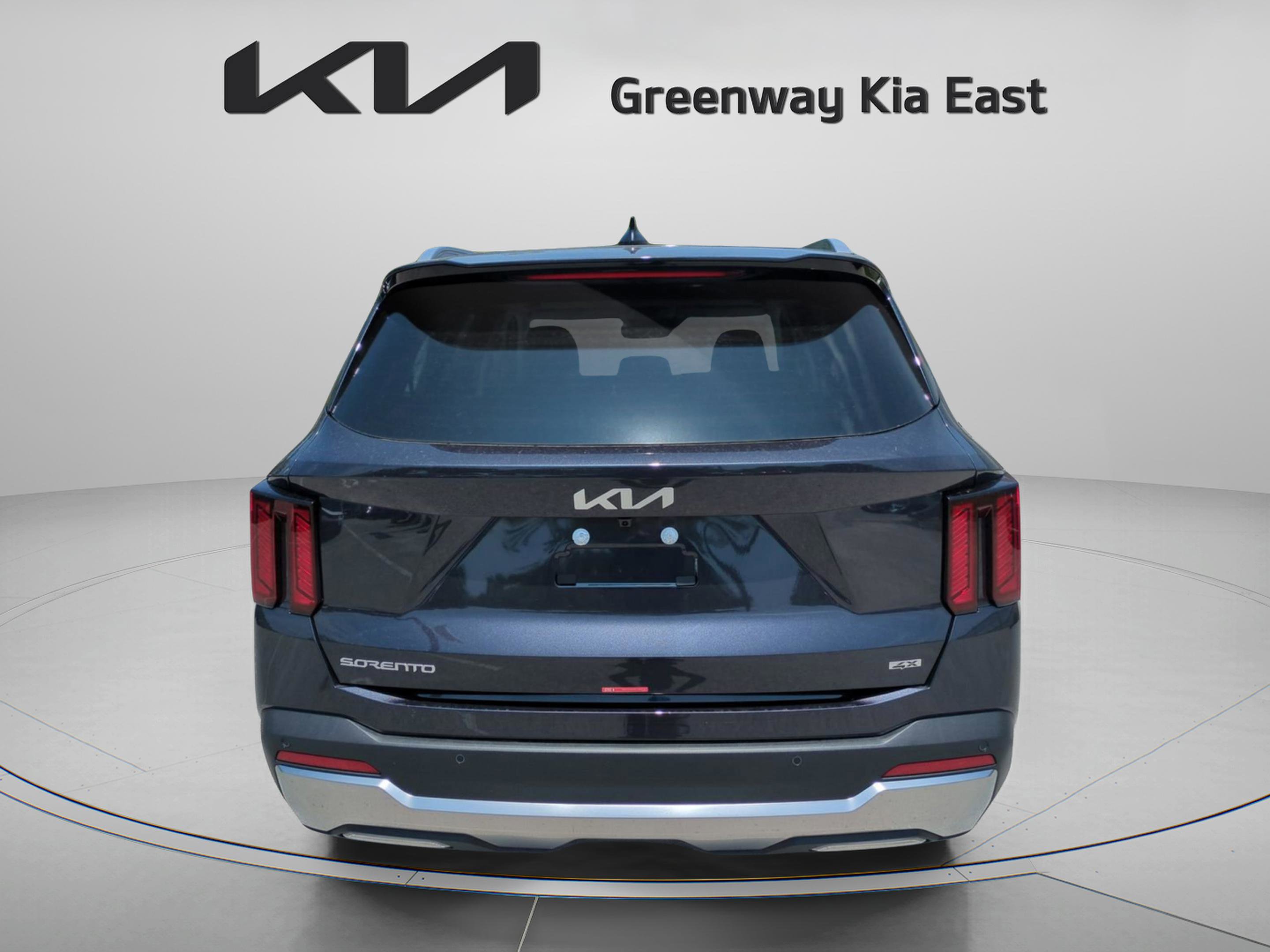2025 Kia Sorento S photo 4