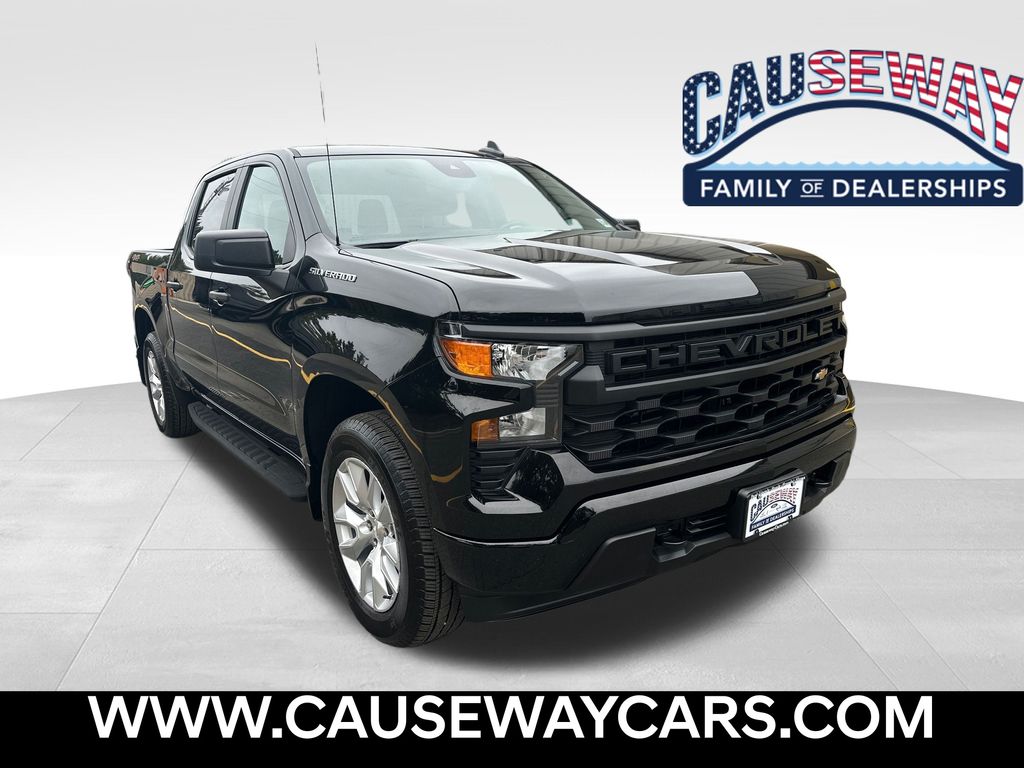 2024 Chevrolet Silverado 1500 Custom's photo