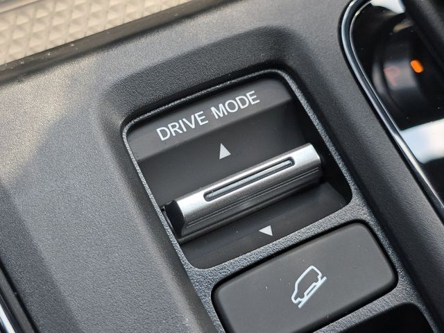 2026 Honda CR-V Hybrid Sport Touring photo 18