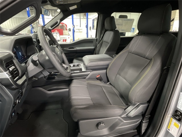 2025 Ford F-150 STX photo 16
