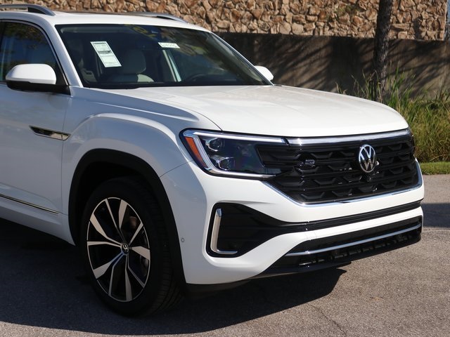 2026 Volkswagen Atlas SEL Premium R-Line photo 3