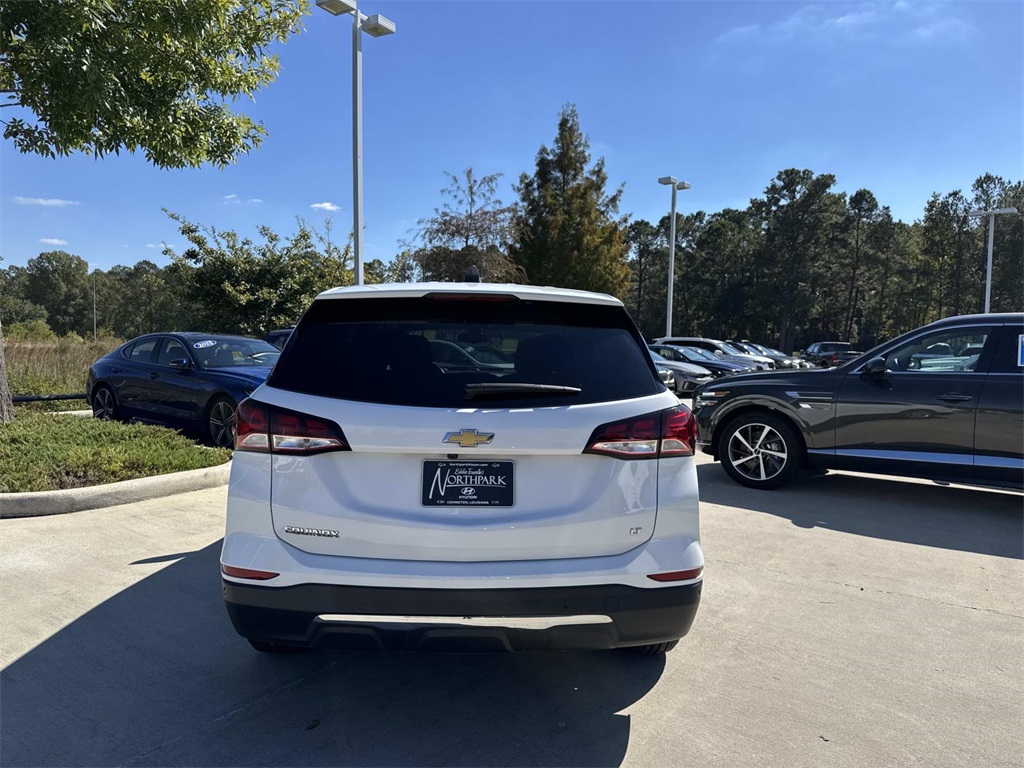 2022 Chevrolet Equinox LT photo 4