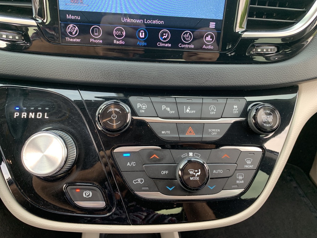 2018 Chrysler Pacifica Touring Plus photo 21