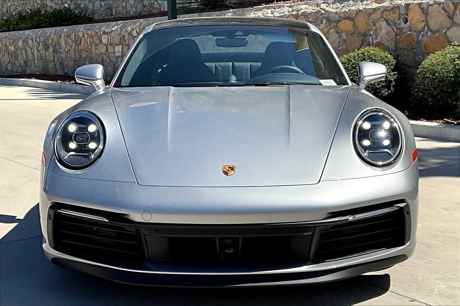 2023 Porsche 911 S photo 10
