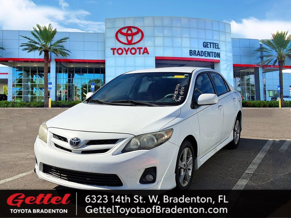 2011 Toyota Corolla S's photo