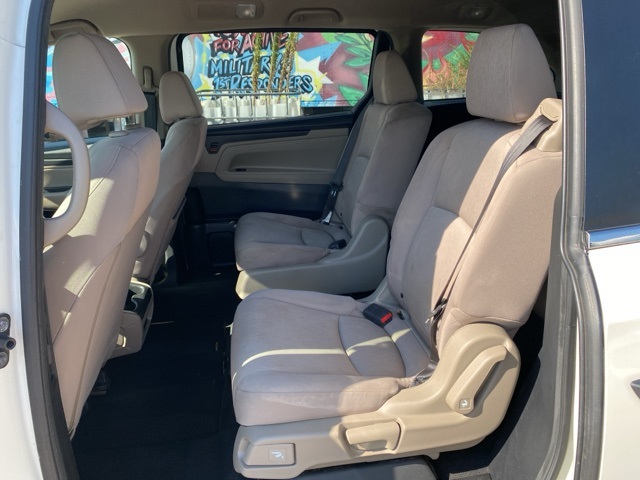 2019 Honda Odyssey LX photo 16